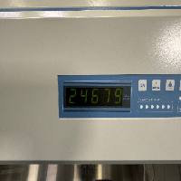 Thermo Scientific 1300 Series A2 6' Biosafety Cabinet image 2